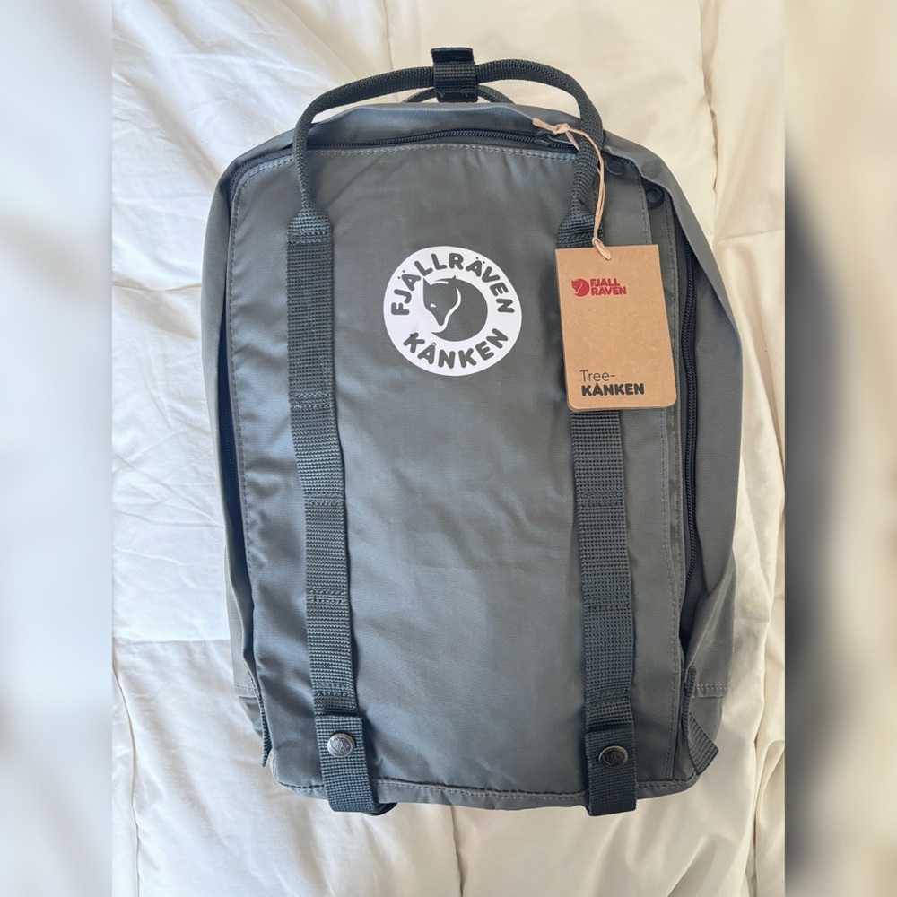 NWT Fjallraven Tree Kanken Backpack — charcoal gray